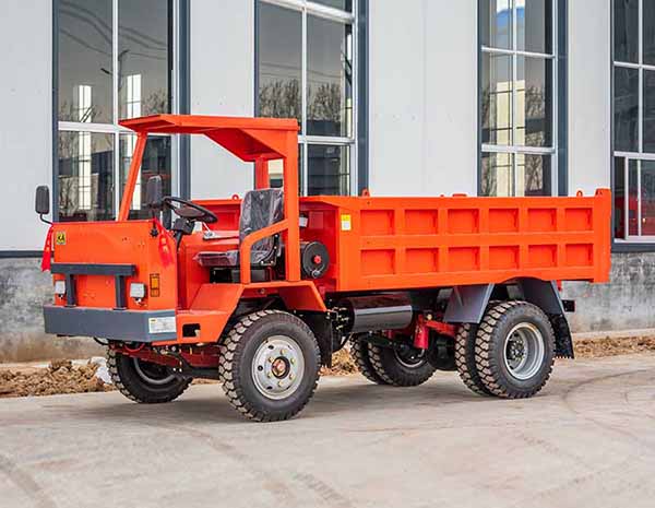 八噸礦用車